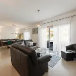Nazarena Villa